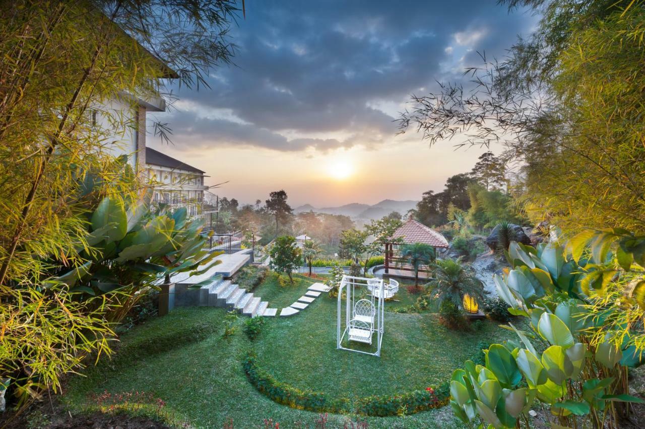 Nava Hotel Таванґманґу Екстер'єр фото